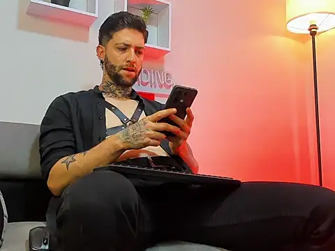 Supreme Alpha online show from November 2025 02:59:01 AM