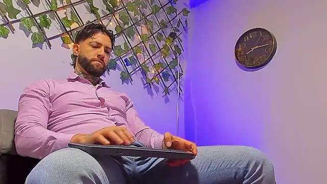 Supreme Alpha online show from January 2026 04:19:02 AM