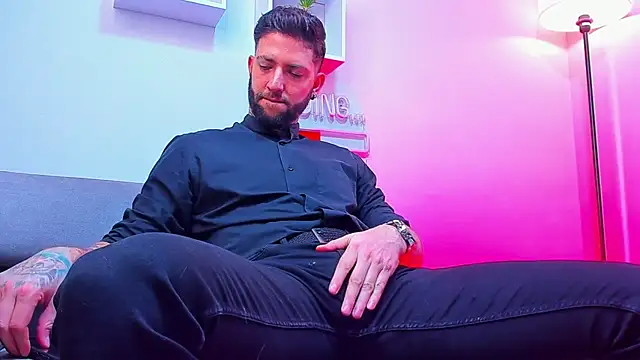 Supreme Alpha online show from November 2025 03:16:01 AM