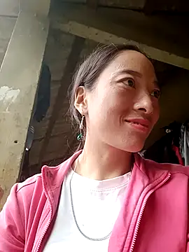 Snapshot of oanh-oanhbay chatting on November 2025 06:05:01 AM oanh-oanhbay online show from November 2025 06:05:01 AM