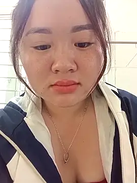 Bee-bgolden online show from November 2025 12:36:01 AM