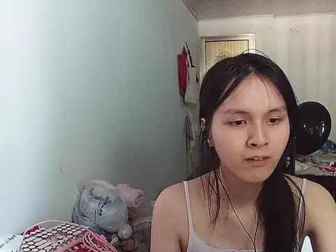 Snapshot of RebelAura chatting on May 2026 02:11:02 AM RebelAura online show from May 2026 02:11:02 AM
