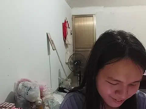 RebelAura online show from April 2026 12:34:02 PM