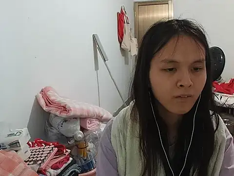 RebelAura online show from June 2026 12:43:01 AM