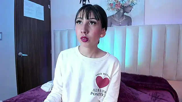 Isabella Crofts online show from December 2025 03:06:02 AM