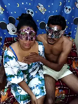 Snapshot of Sl-nishaking chatting on December 2025 04:26:02 AM Sl-nishaking online show from December 2025 04:26:02 AM