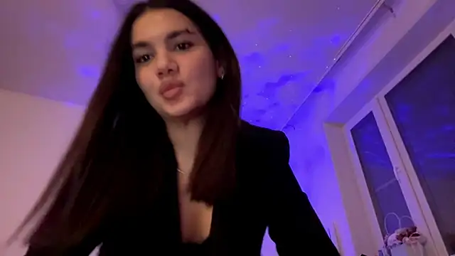 Priscillla Cute online show from November 2025 02:31:02 PM