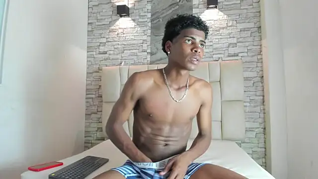 XAVI LEE online show from November 2025 07:40:02 PM