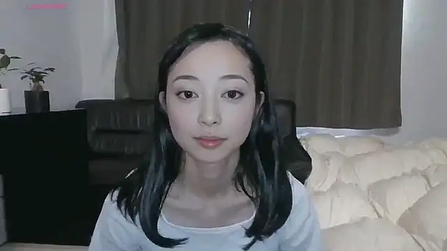 --Hina-- online show from February 2026 01:25:01 AM