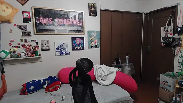 ippei0001 online show from March 2026 12:17:02 PM