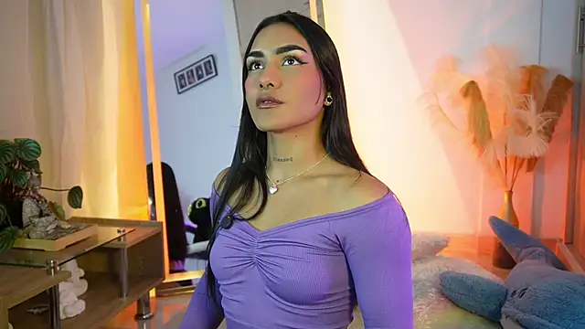 Nikita luan online show from April 2026 01:41:01 AM