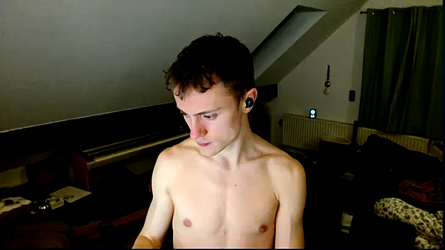 tomtimon11 online show from November 2025 08:34:01 PM