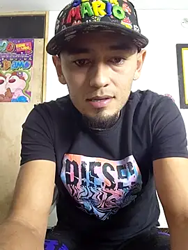 kmerlin online show from November 2025 12:37:01 AM