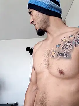 kmerlin online show from December 2025 03:44:02 PM