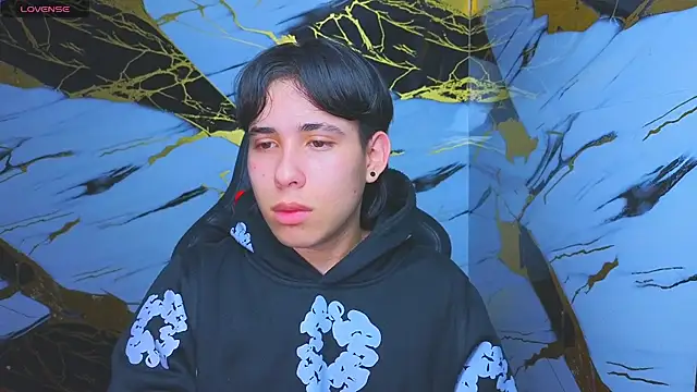 Snapshot of Suarezz10_ chatting on November 2025 12:31:01 PM Suarezz10 online show from November 2025 12:31:01 PM