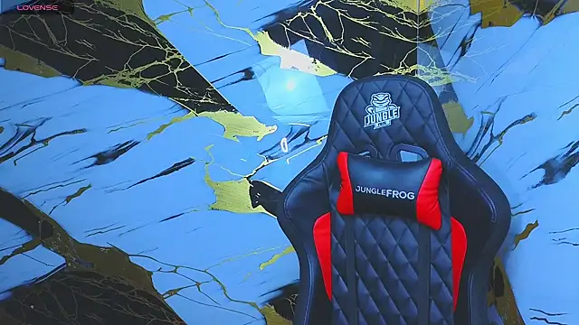 Snapshot of Suarezz10_ chatting on November 2025 02:33:01 PM Suarezz10 online show from November 2025 02:33:01 PM