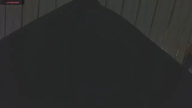 Snapshot of Suarezz10_ chatting on November 2025 04:11:01 PM Suarezz10 online show from November 2025 04:11:01 PM