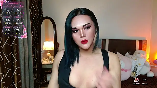 AmazingDivina online show from December 2025 11:55:01 AM