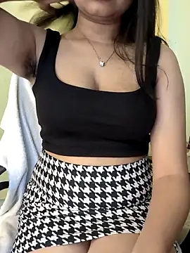 Snapshot of Nikkify chatting on February 2026 05:02:02 PM Nikkify online show from February 2026 05:02:02 PM