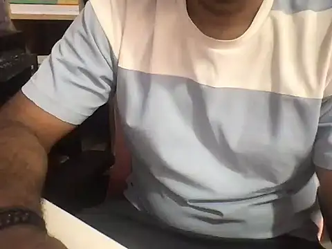 KingCobra 07 online show from May 2026 03:10:02 AM