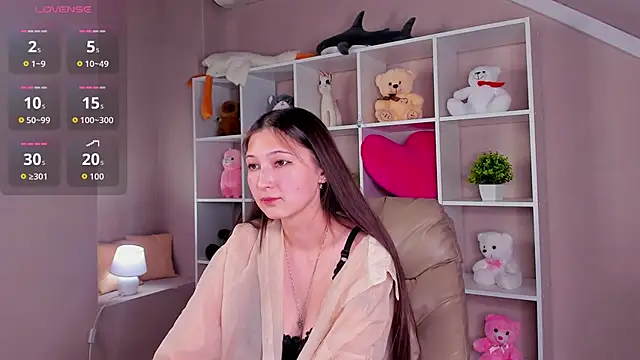 Ella Burns online show from November 2025 09:48:02 AM