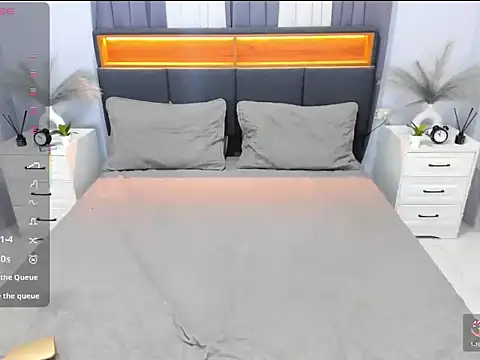 Snapshot of cythereasunrise chatting on November 2025 10:51:02 AM cythereasunrise online show from November 2025 10:51:02 AM