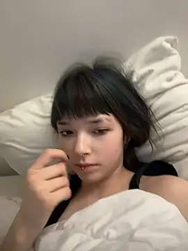 Lissssssa online show from April 2026 01:05:02 PM