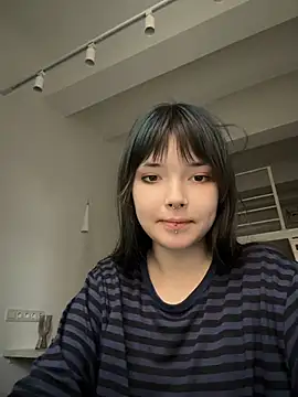 Lissssssa online show from April 2026 01:40:03 PM