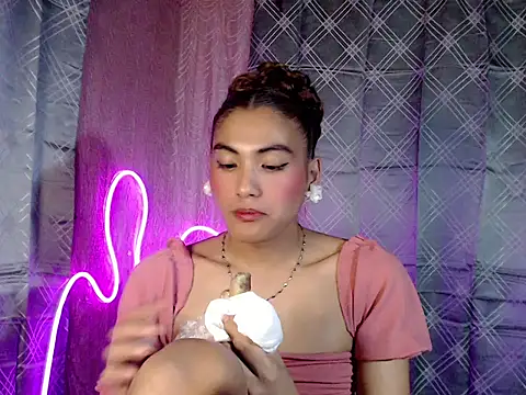Snapshot of ursexykittykat_xx chatting on April 2026 03:07:01 PM ursexykittykat xx online show from April 2026 03:07:01 PM