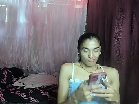 ursexykittykat xx online show from November 2025 05:33:02 AM