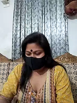 Snapshot of munni-506 chatting on April 2026 05:06:02 PM munni-506 online show from April 2026 05:06:02 PM
