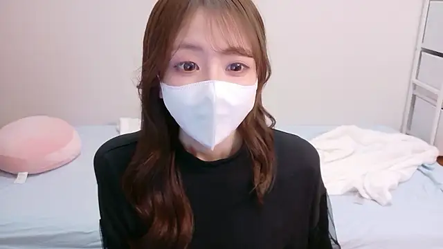 -aotan- online show from May 2026 12:45:01 PM