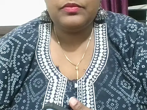 hootypriya online show from February 2026 05:02:02 PM