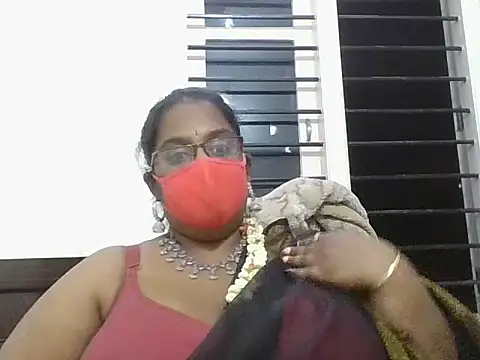 hootypriya online show from February 2026 05:53:02 PM