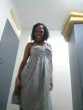 Mommy Sienna online show from November 2025 09:26:02 PM