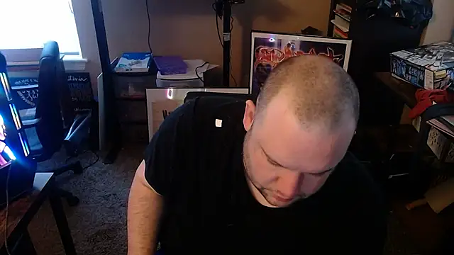 MegaChip online show from December 2025 09:01:02 PM