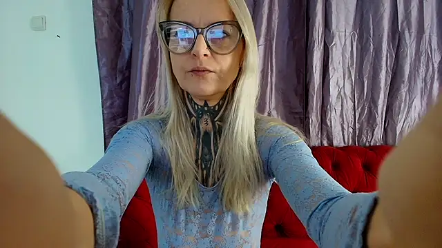 TattooTemptress online show from November 2025 05:06:02 AM