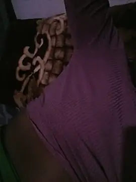 SweetKeylie online show from November 2025 06:44:02 PM