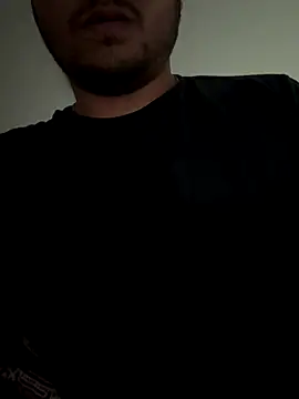 Qwert9012 online show from November 2025 11:25:02 AM