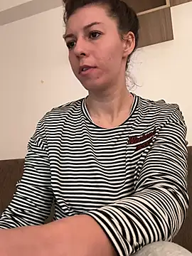 EdaQueen online show from March 2026 12:01:02 PM