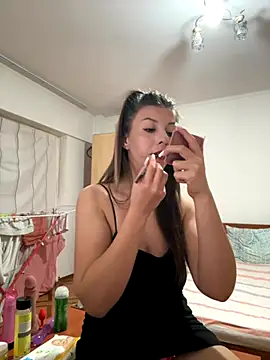 Snapshot of EdaQueen chatting on November 2025 07:58:02 PM EdaQueen online show from November 2025 07:58:02 PM