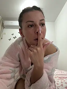 EdaQueen online show from April 2026 04:13:02 PM