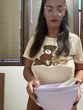 EdaQueen online show from May 2026 06:02:02 PM