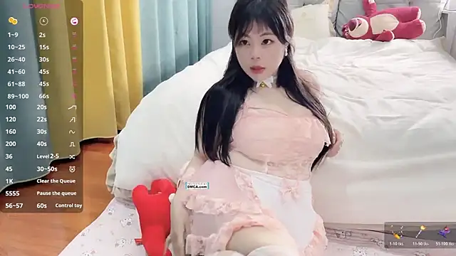 Chayka 21 online show from November 2025 11:58:01 AM