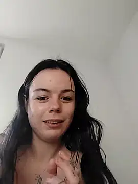 Snapshot of Leacouturierrr chatting on November 2025 01:47:02 PM Leacouturierrr online show from November 2025 01:47:02 PM