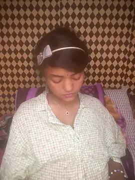 Freakingromance online show from April 2026 01:37:01 PM