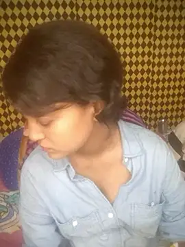 Freakingromance online show from April 2026 06:25:02 PM