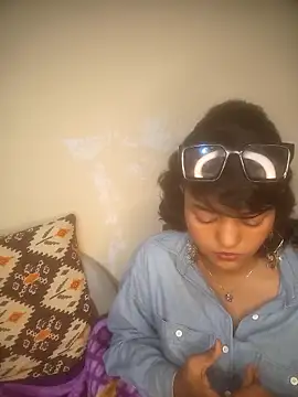 Snapshot of Freakingromance chatting on February 2026 06:17:01 PM Freakingromance online show from February 2026 06:17:01 PM