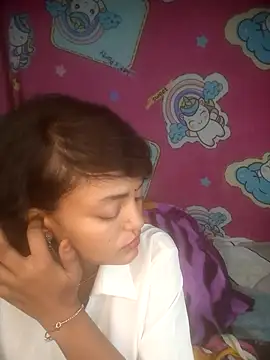 Snapshot of Freakingromance chatting on February 2026 09:14:02 PM Freakingromance online show from February 2026 09:14:02 PM