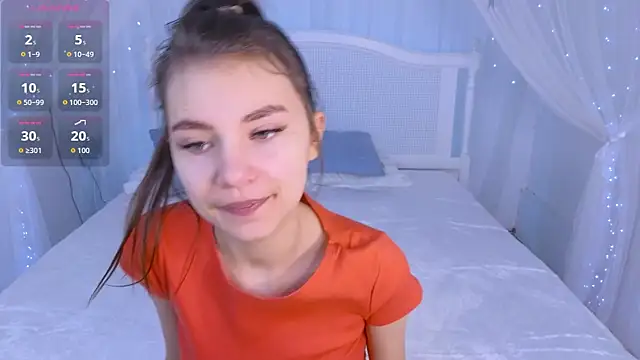 Little  Lunaa online show from April 2026 10:44:01 AM